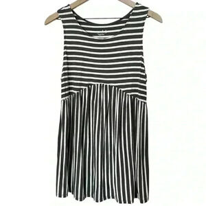 Isabel Maternity by Ingrid + Isabel Tank Top Green Stripes | Size XS